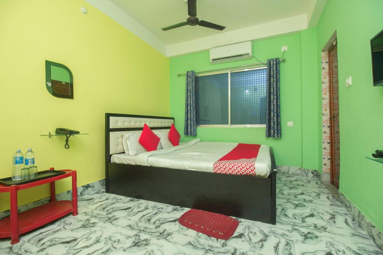 Spot On 24229 Radharani Lodge 西里古里 外观 照片