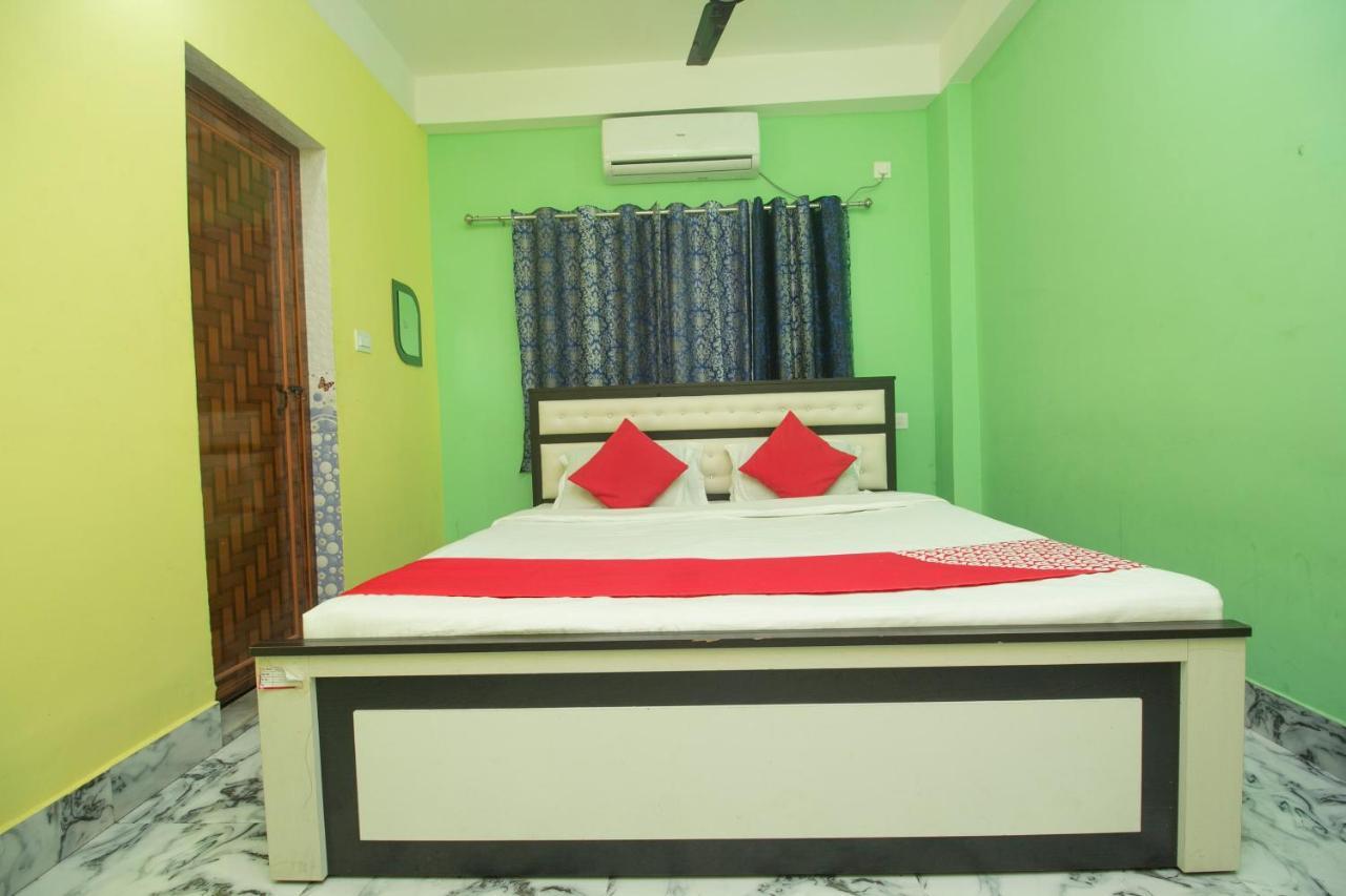 Spot On 24229 Radharani Lodge 西里古里 外观 照片