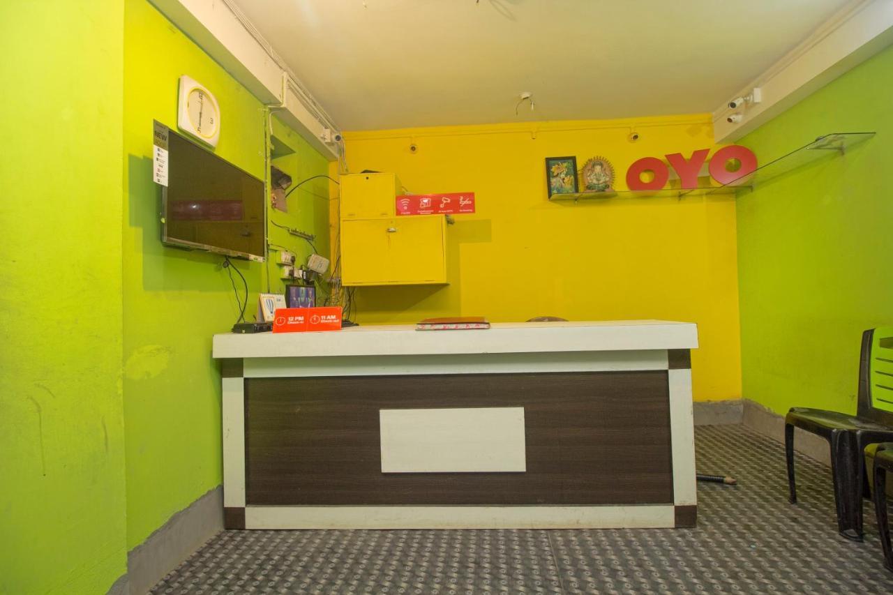 Spot On 24229 Radharani Lodge 西里古里 外观 照片