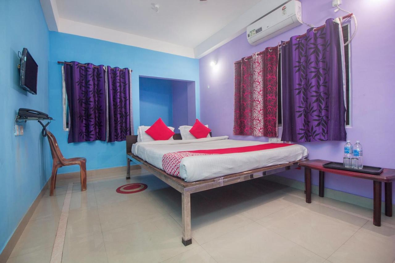 Spot On 24229 Radharani Lodge 西里古里 外观 照片